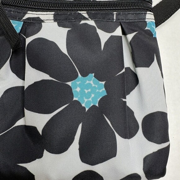 Mixed Bag Designs Black WhiteCrossbody Bag w/ Silver Colored‎ Hardware - Picture 9 of 9